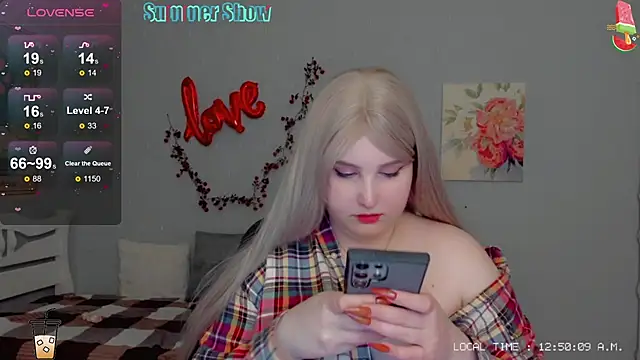 Crystal Chris online show from March 2025 10:49:01 PM