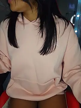 moreninhasilva online show from May 2026 11:23:04 PM
