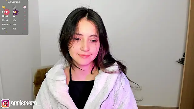 annie mora online show from February 2025 04:14:02 AM