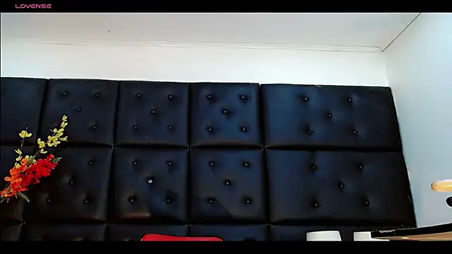 Daniela Pink  online show from April 2026 08:50:01 PM