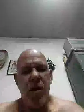 FabiQuilmes online show from December 2024 12:11:01 AM