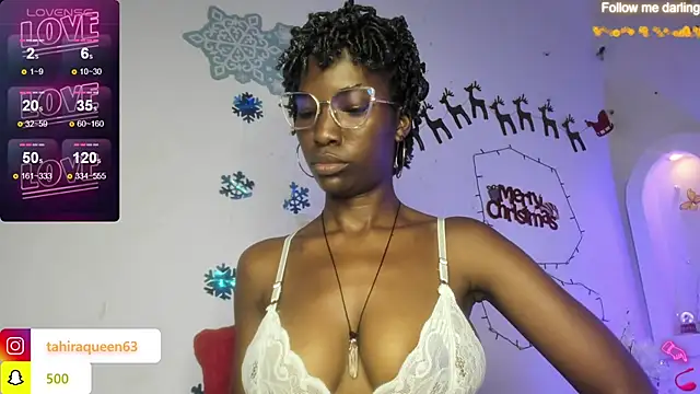 Snapshot of Tahira_21_ chatting on January 2025 07:35:01 PM Tahira 21 online show from January 2025 07:35:01 PM