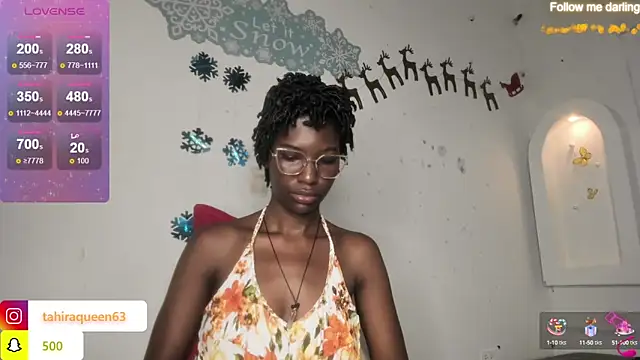 Snapshot of Tahira_21_ chatting on January 2025 07:16:02 PM Tahira 21 online show from January 2025 07:16:02 PM