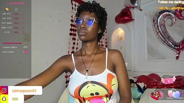 Snapshot of Tahira_21_ chatting on February 2025 06:27:02 PM Tahira 21 online show from February 2025 06:27:02 PM