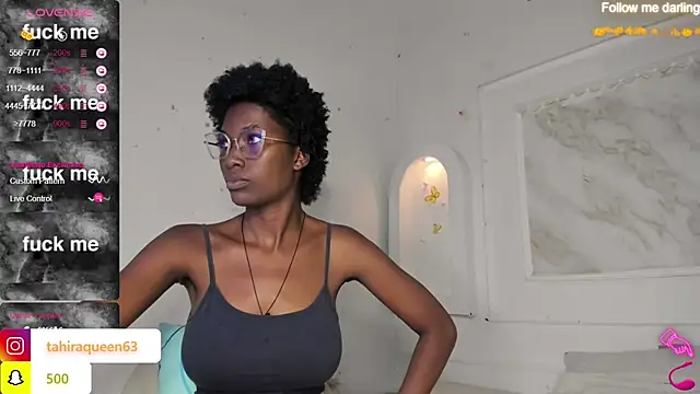 Snapshot of Tahira_21_ chatting on February 2025 07:41:01 PM Tahira 21 online show from February 2025 07:41:01 PM