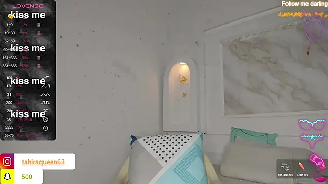 Snapshot of Tahira_21_ chatting on February 2025 07:37:02 PM Tahira 21 online show from February 2025 07:37:02 PM