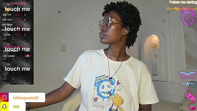 Snapshot of Tahira_21_ chatting on March 2025 08:10:01 PM Tahira 21 online show from March 2025 08:10:01 PM