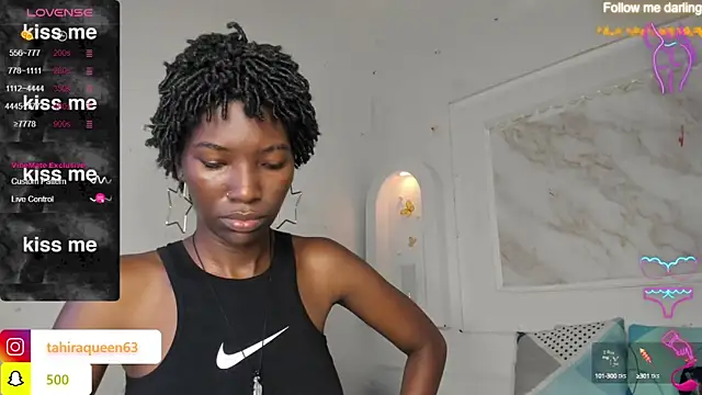 Snapshot of Tahira_21_ chatting on March 2025 07:27:01 PM Tahira 21 online show from March 2025 07:27:01 PM