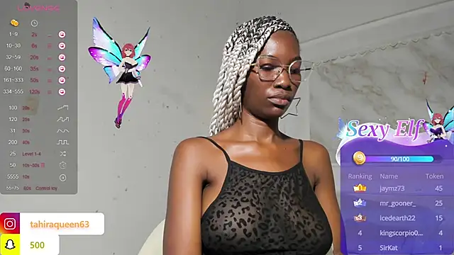 Snapshot of Tahira_21_ chatting on March 2025 11:12:02 PM Tahira 21 online show from March 2025 11:12:02 PM