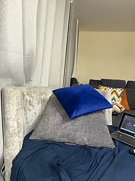 CarlaBeckky online show from December 2025 02:59:02 PM