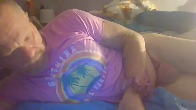 Snapshot of MagicAdmiralty5 chatting on November 2025 05:28:02 AM MagicAdmiralty5 online show from November 2025 05:28:02 AM