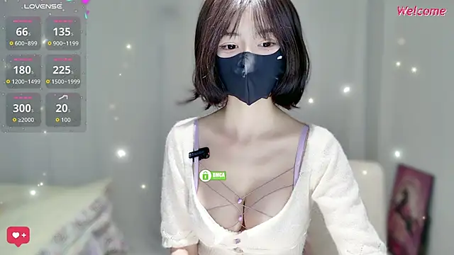 Snapshot of Duduludululu chatting on November 2025 05:40:01 AM Duduludululu online show from November 2025 05:40:01 AM