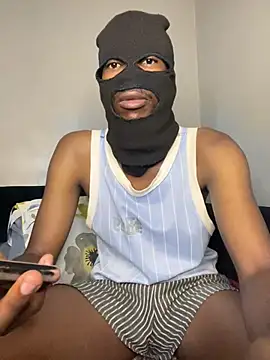Gifttheskimaskboy online show from March 2026 06:31:01 PM