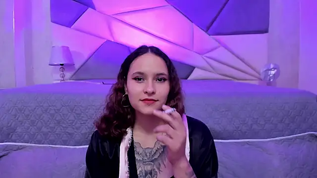 AnnyThompson  online show from February 2025 12:43:02 AM