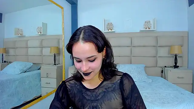 AnnyThompson  online show from September 2025 09:04:02 PM