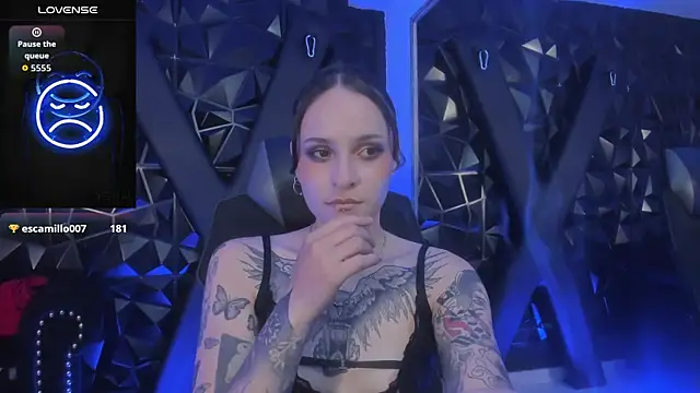 AnnyThompson  online show from March 2026 09:37:01 AM