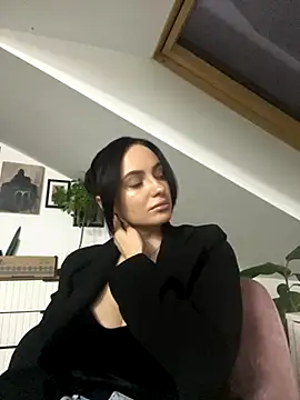 Snapshot of Kristis43 chatting on November 2025 03:27:01 PM Kristis43 online show from November 2025 03:27:01 PM