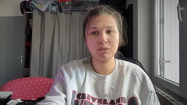 minette-sexy online show from November 2025 11:32:02 AM