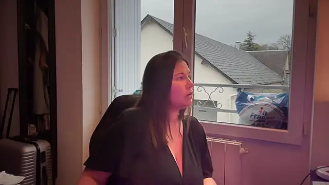 minette-sexy online show from November 2025 03:47:01 PM