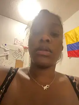 Snapshot of keilysofia chatting on October 2025 01:46:01 AM keilysofia online show from October 2025 01:46:01 AM