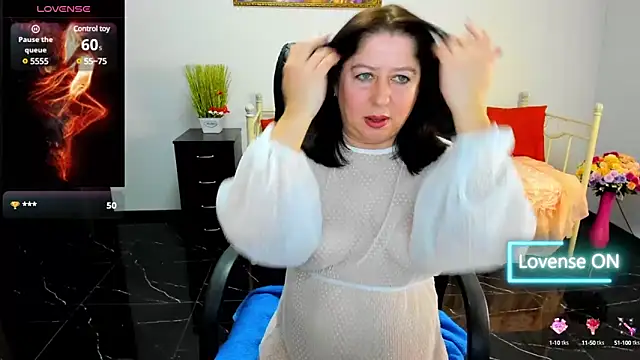 Julia Dean online show from March 2025 03:05:01 PM