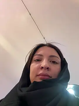 Snapshot of BabeRainbow chatting on January 2025 09:59:02 AM BabeRainbow online show from January 2025 09:59:02 AM