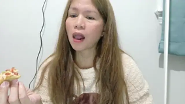 XLennaMX online show from February 2026 02:09:02 AM