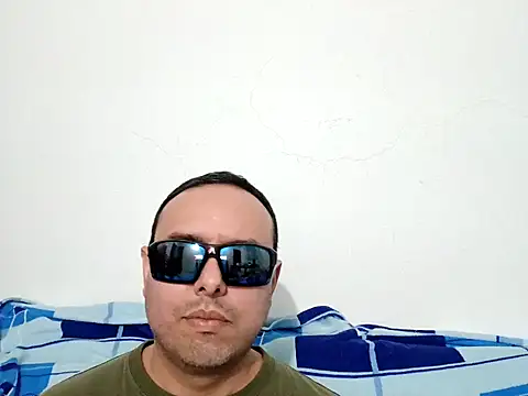 ElSunEagle online show from April 2026 02:28:02 AM