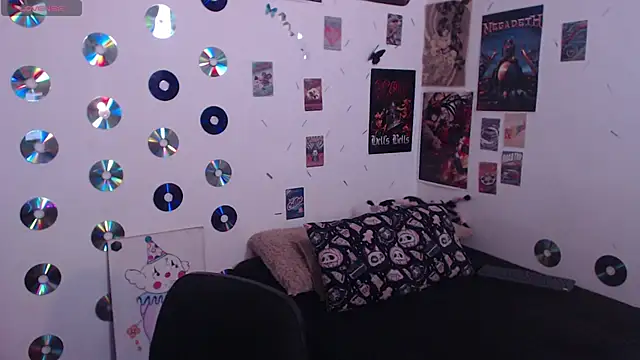 Snapshot of abril666 chatting on December 2025 02:43:02 PM abril666 online show from December 2025 02:43:02 PM