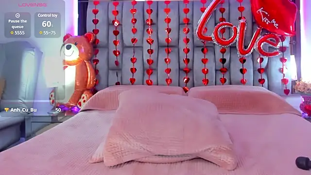 Snapshot of Abbye_blue01 chatting on February 2025 04:10:01 AM Abbye blue01 online show from February 2025 04:10:01 AM