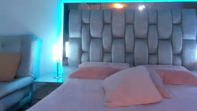 Snapshot of Abbye_blue01 chatting on February 2025 02:10:02 AM Abbye blue01 online show from February 2025 02:10:02 AM