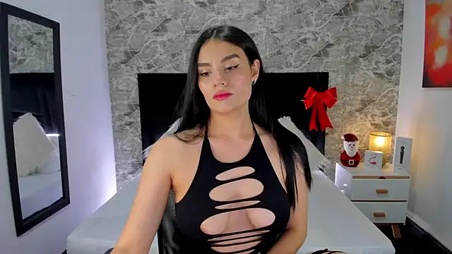 Snapshot of Maylin_Garcia chatting on December 2024 07:37:02 PM Maylin Garcia online show from December 2024 07:37:02 PM