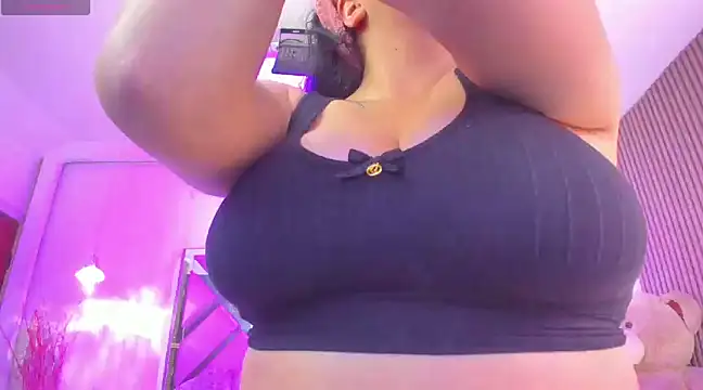 Silvana monroe online show from December 2024 01:00:01 PM