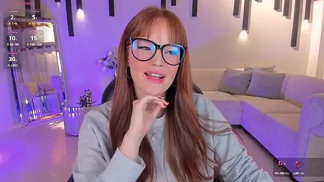 Snapshot of CorinneRusso chatting on February 2025 03:58:02 AM CorinneRusso online show from February 2025 03:58:02 AM