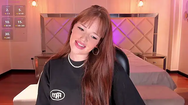 Snapshot of CorinneRusso chatting on March 2025 04:27:01 AM CorinneRusso online show from March 2025 04:27:01 AM