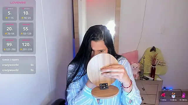 hellensexy online show from May 2026 09:52:01 PM