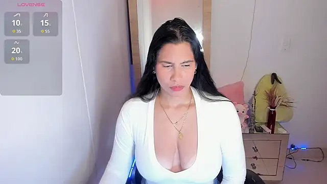 hellensexy online show from May 2026 09:55:01 PM