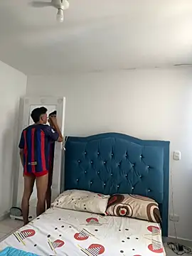 Snapshot of Leonarrrd_01 chatting on January 2025 06:41:02 PM Leonarrrd 01 online show from January 2025 06:41:02 PM