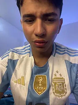 Snapshot of Leonarrrd_01 chatting on February 2025 12:54:01 AM Leonarrrd 01 online show from February 2025 12:54:01 AM