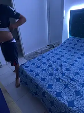 Snapshot of Leonarrrd_01 chatting on March 2025 02:16:02 AM Leonarrrd 01 online show from March 2025 02:16:02 AM