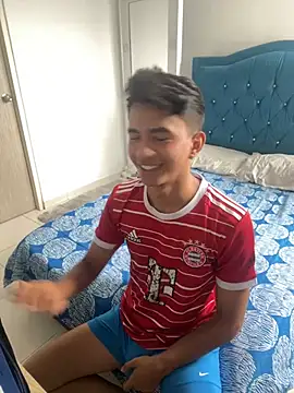 Snapshot of Leonarrrd_01 chatting on March 2025 07:55:02 PM Leonarrrd 01 online show from March 2025 07:55:02 PM