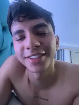 Snapshot of Leonarrrd_01 chatting on March 2025 05:12:02 AM Leonarrrd 01 online show from March 2025 05:12:02 AM