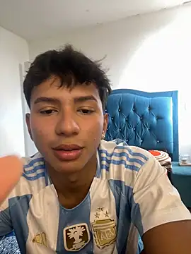 Snapshot of Leonarrrd_01 chatting on October 2025 07:56:02 PM Leonarrrd 01 online show from October 2025 07:56:02 PM