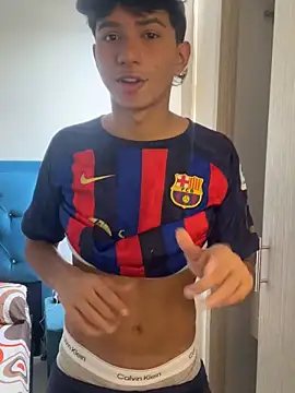 Snapshot of Leonarrrd_01 chatting on October 2025 09:17:02 PM Leonarrrd 01 online show from October 2025 09:17:02 PM