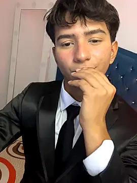 Snapshot of Leonarrrd_01 chatting on October 2025 03:19:01 AM Leonarrrd 01 online show from October 2025 03:19:01 AM