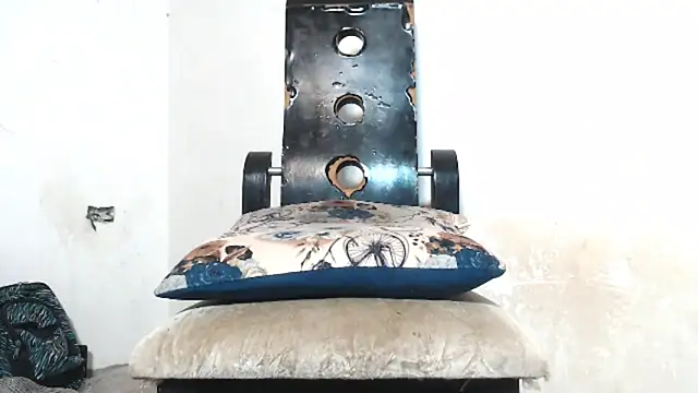 Amazing12inch online show from January 2025 05:18:02 AM