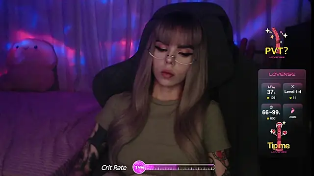 Snapshot of Kerry_Kirk chatting on December 2024 07:08:02 PM Kerry Kirk online show from December 2024 07:08:02 PM