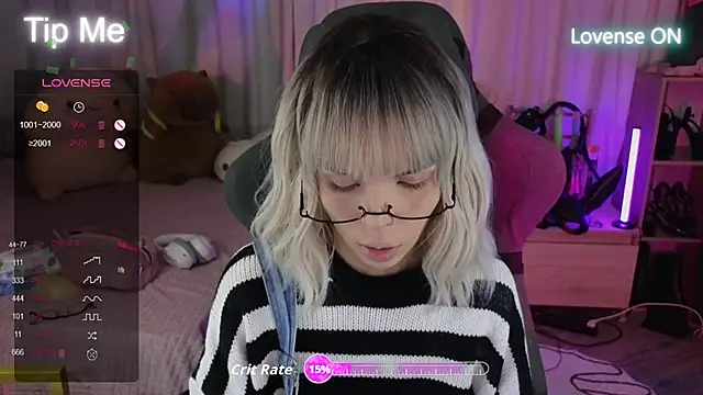 Snapshot of Kerry_Kirk chatting on September 2025 04:55:02 PM Kerry Kirk online show from September 2025 04:55:02 PM