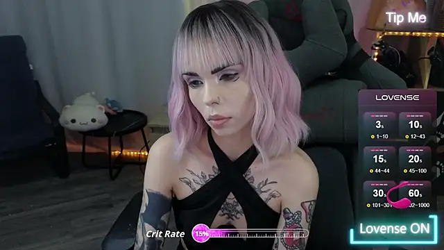 Snapshot of Kerry_Kirk chatting on November 2025 10:20:02 PM Kerry Kirk online show from November 2025 10:20:02 PM