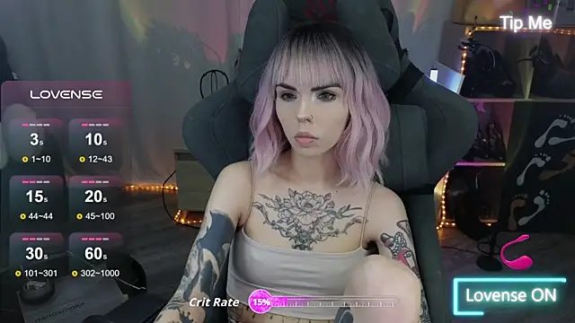 Snapshot of Kerry_Kirk chatting on November 2025 10:42:01 PM Kerry Kirk online show from November 2025 10:42:01 PM